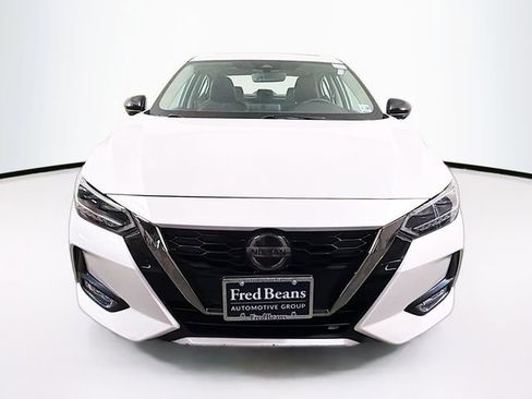 Certified 2023 Nissan Sentra SR w/ SR Premium Package FWD image 2