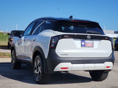 New 2026 Nissan Kicks SV w/ SV Premium Package