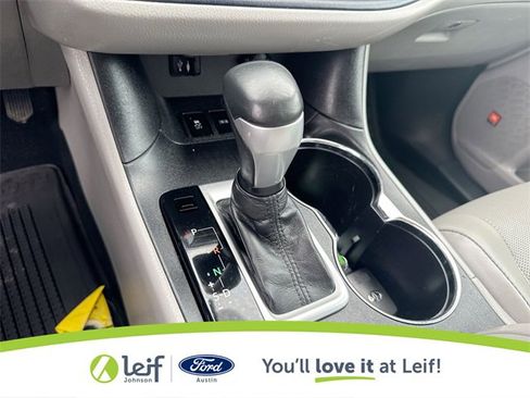 Used 2015 Toyota Highlander Limited Platinum image 26