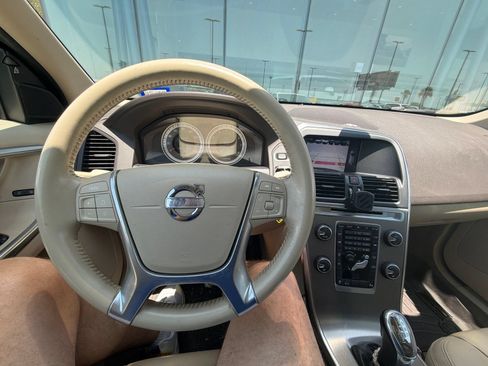 Used 2013 Volvo XC60 T6 AWD/4WD image 10