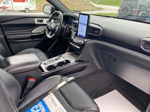 Used 2023 Ford Explorer ST w/ Equipment Group 401A image 12