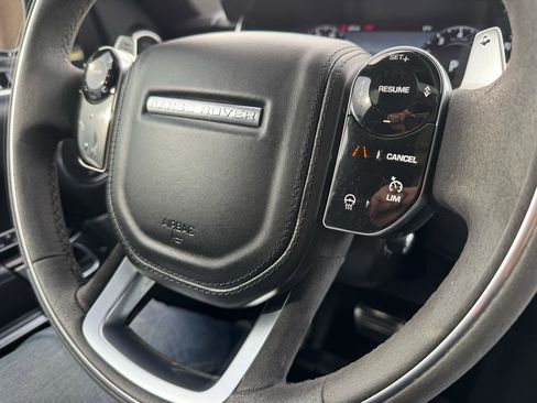 Used 2021 Land Rover Range Rover Sport HST image 25