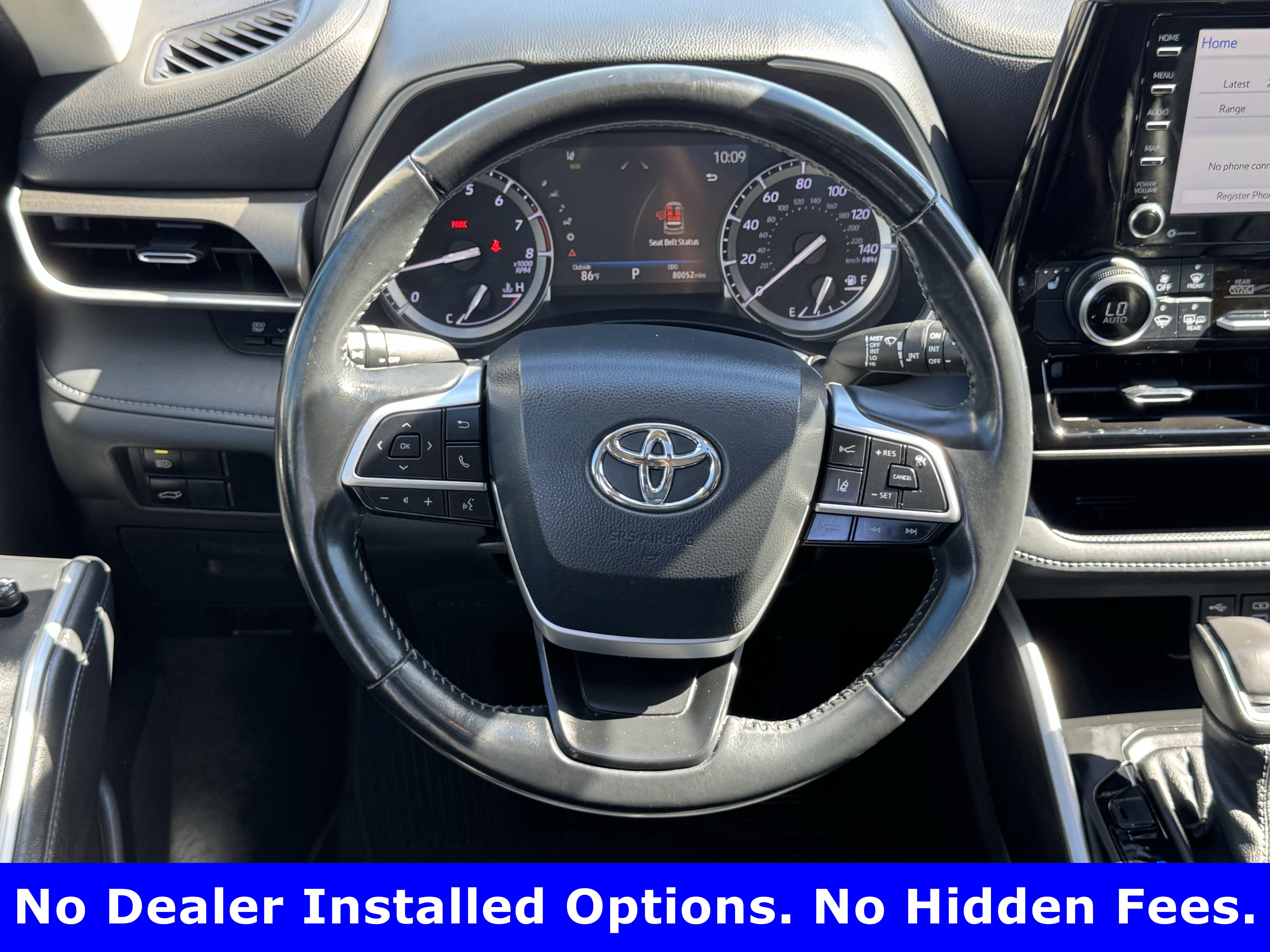 Used 2022 Toyota Highlander XLE FWD image 11