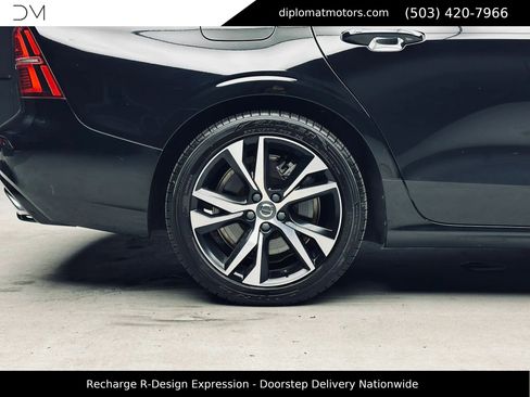 Used 2021 Volvo S60 T8 R-Design Expression AWD/4WD image 43