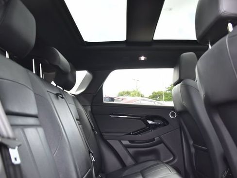 Used 2024 Land Rover Range Rover Evoque S AWD/4WD image 24