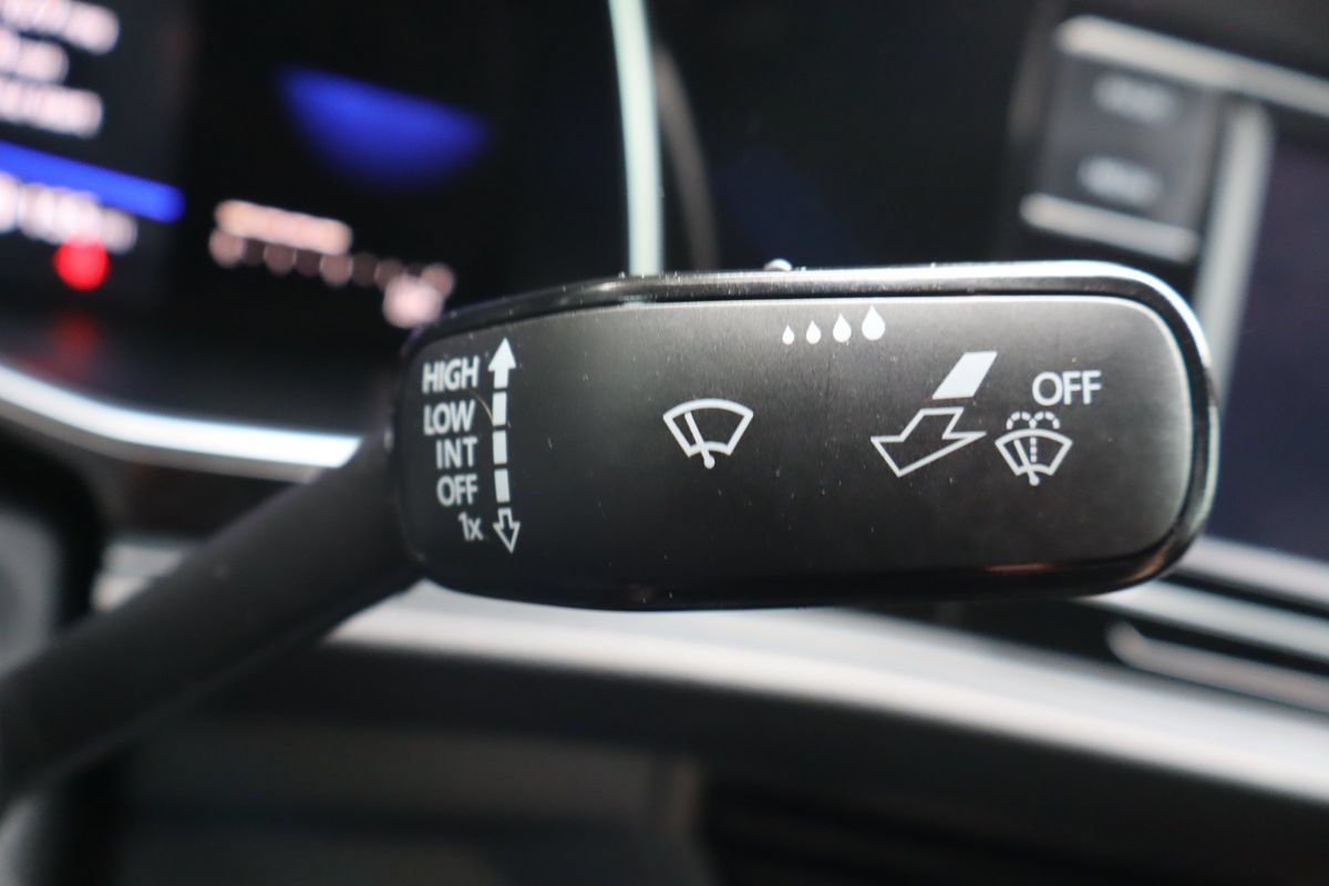 Used 2022 Volkswagen Jetta Sport FWD image 32