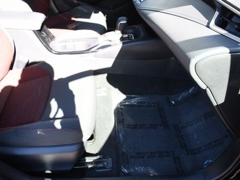 Certified 2024 Toyota Corolla SE image 25