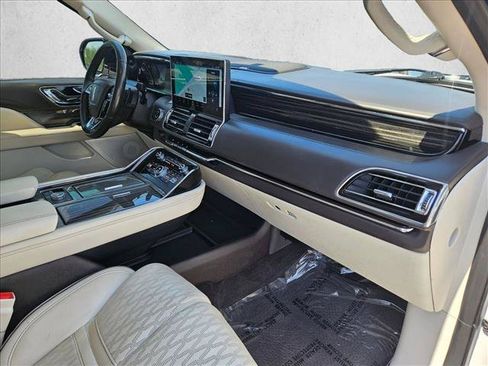 Used 2022 Lincoln Navigator Black Label AWD/4WD image 24