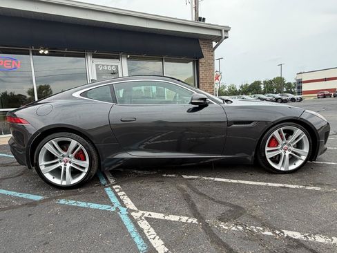 Used 2017 Jaguar F-TYPE Coupe RWD image 7