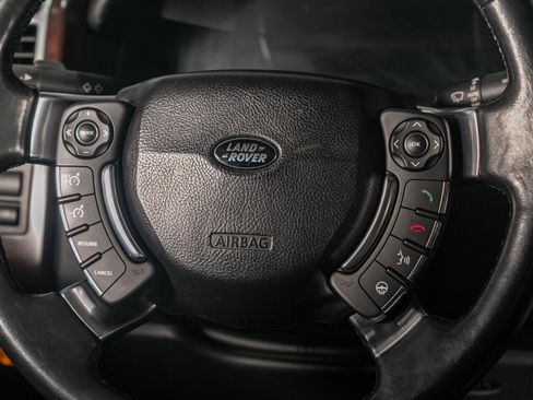 Used 2011 Land Rover Range Rover HSE AWD/4WD image 38