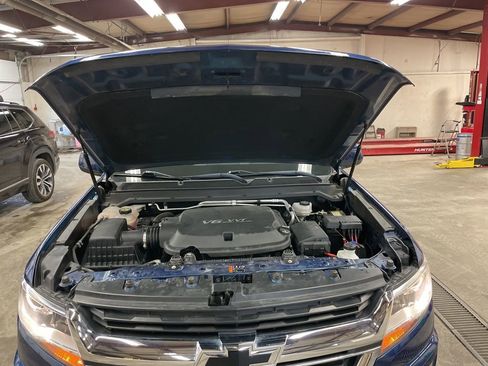 Used 2019 Chevrolet Colorado LT w/ LT Convenience Package AWD/4WD image 36