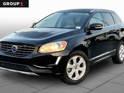 Used 2016 Volvo XC60 T5 Premier w/ Proximity Package
