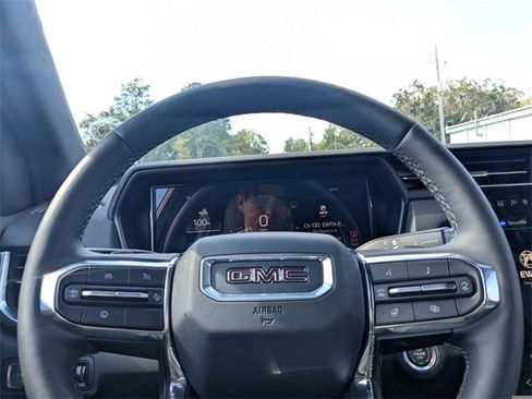 Used 2026 GMC Terrain Elevation image 21