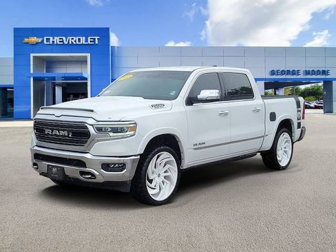 Used 2022 RAM 1500 Limited AWD/4WD image 2
