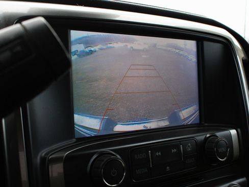 Used 2018 Chevrolet Silverado 2500 LTZ w/ Duramax Plus Package image 28