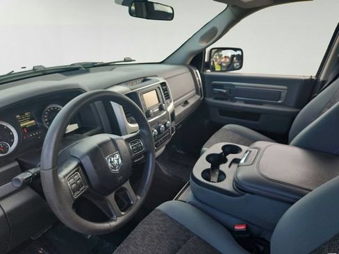 Used 2019 RAM 1500 Classic SLT AWD/4WD image 7