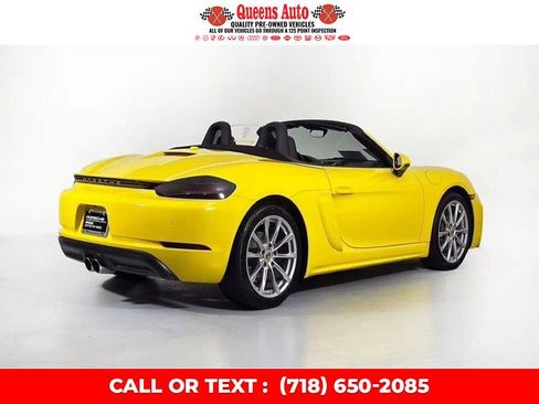 Used 2017 Porsche 718 Boxster image 5