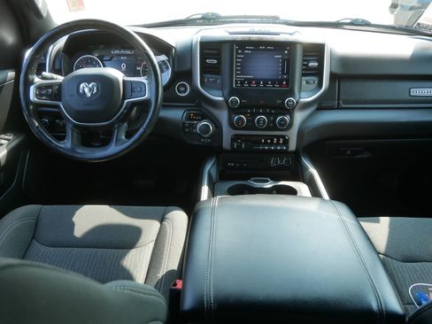 Used 2019 RAM 1500 Big Horn AWD/4WD image 10