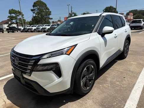 Used 2024 Nissan Rogue SV AWD/4WD image 1