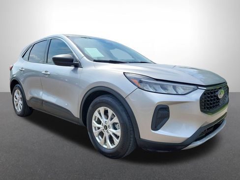 Used 2023 Ford Escape Active FWD image 7