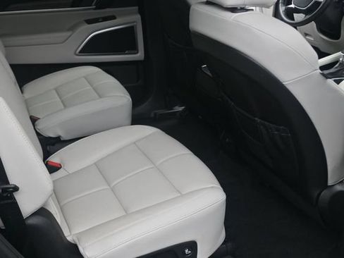 Used 2022 Kia Telluride EX w/ EX Premium Package AWD/4WD image 21