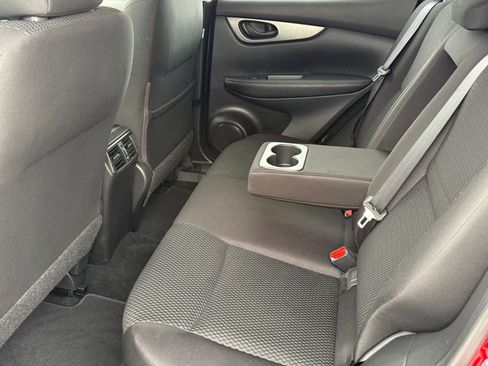 Used 2018 Nissan Rogue Sport S w/ S Appearance Package image 25