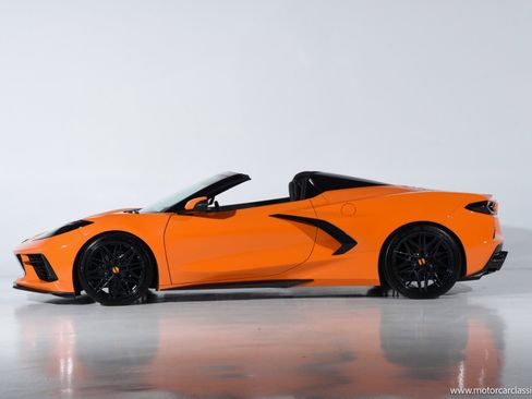 Used 2024 Chevrolet Corvette Stingray Convertible w/ 1LT RWD image 10
