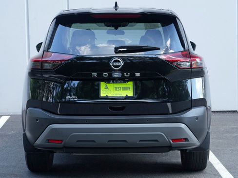 Used 2023 Nissan Rogue S FWD image 10