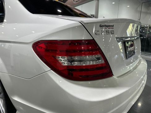 Used 2014 Mercedes-Benz C 250 Sedan image 34