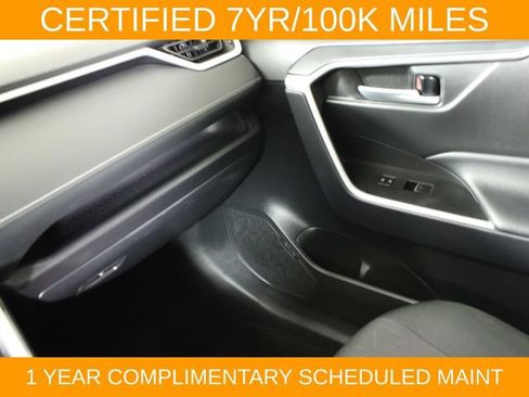 Used 2025 Toyota RAV4 XLE w/ Convenience Package FWD image 15