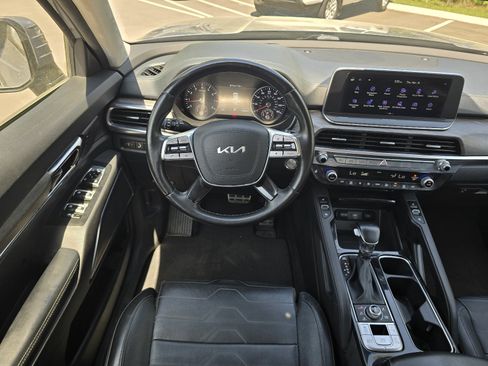 Used 2022 Kia Telluride SX w/ SX Prestige Package AWD/4WD image 15