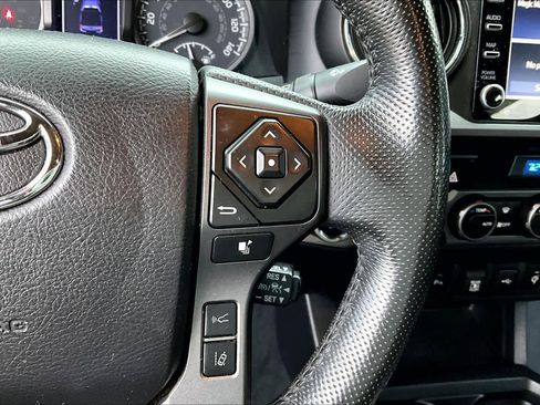 Certified 2021 Toyota Tacoma TRD Sport w/ Technology Package AWD/4WD image 24