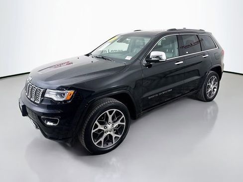 Used 2020 Jeep Grand Cherokee Overland image 3