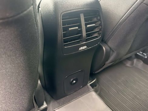 Used 2023 Ford Escape Active w/ Tech Pack #2 AWD/4WD image 17