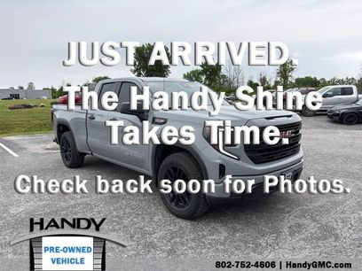 Used 2025 GMC Sierra 1500 Pro w/ Graphite Edition