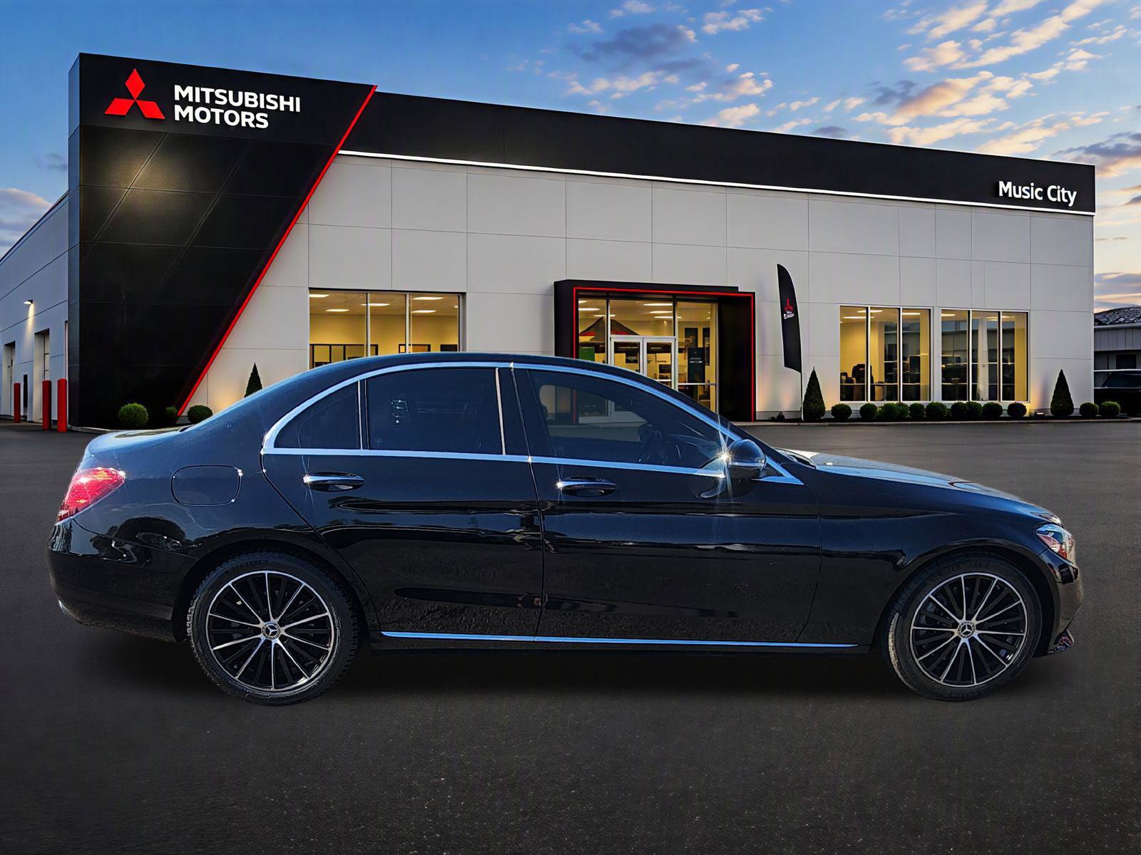 Used 2021 Mercedes-Benz C 300 Sedan image 8