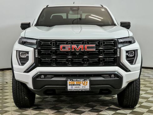 Used 2024 GMC Canyon Elevation w/ Elevation Premium Package AWD/4WD image 4