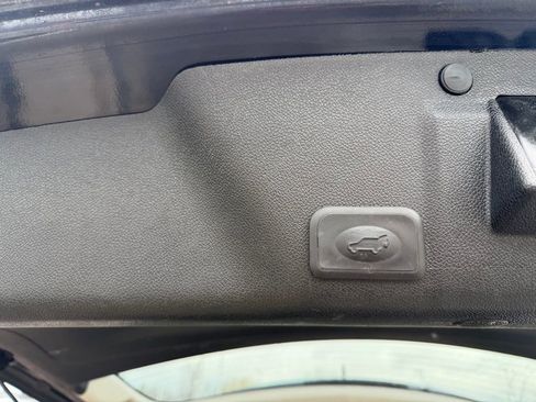 Used 2015 GMC Acadia SLT w/ Open Road Package image 3