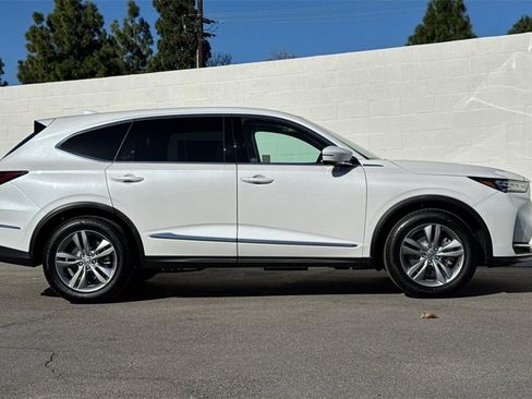 New 2026 Acura MDX SH-AWD image 3