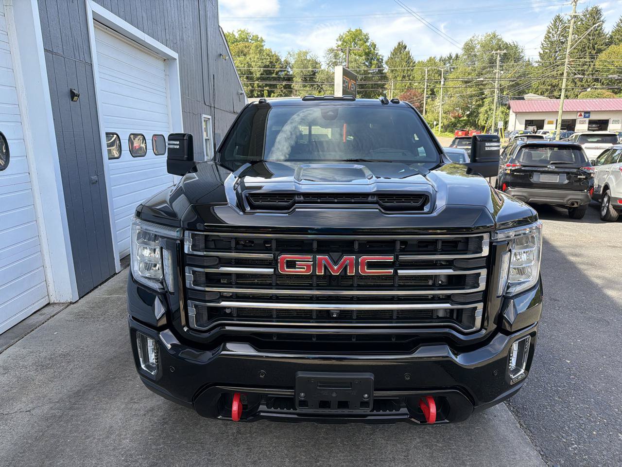 Used 2023 GMC Sierra 2500 AT4 w/ AT4 Premium Plus Package AWD/4WD image 2