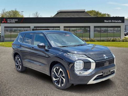 Used 2024 Mitsubishi Outlander SE FWD image 4