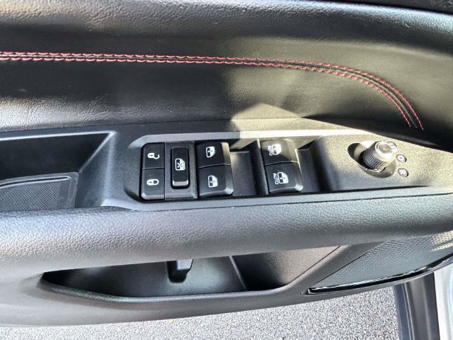Used 2026 Jeep Compass Trailhawk AWD/4WD image 23
