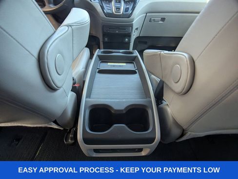 Used 2018 Honda Odyssey Elite image 18