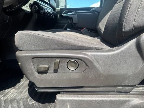 Used 2025 GMC Sierra 2500 SLE w/ SLE Convenience Package AWD/4WD image 23