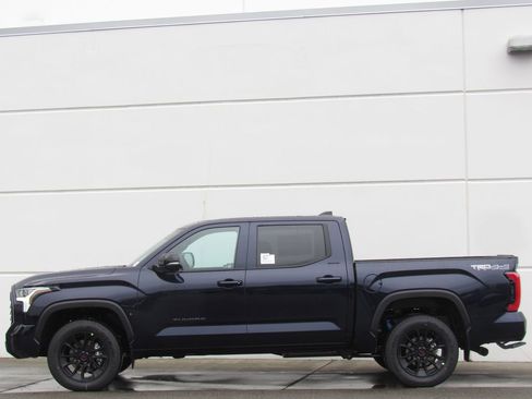 New 2026 Toyota Tundra Limited AWD/4WD image 4