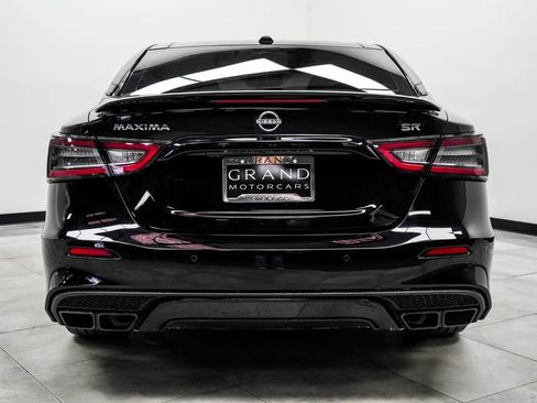Used 2023 Nissan Maxima SR w/ Sport Mat Group image 9