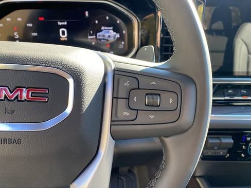 New 2026 GMC Sierra 1500 SLT image 16