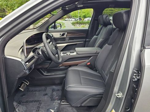 New 2027 Cadillac Vistiq Luxury AWD/4WD image 23