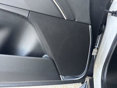 Certified 2021 Cadillac Escalade Sport image 24