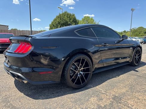 Used 2021 Ford Mustang GT RWD image 4